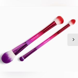 F.A.R.A.H  Brush Blush and Highlight Brush